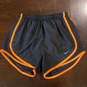 Nike Women’s Tempo Shorts